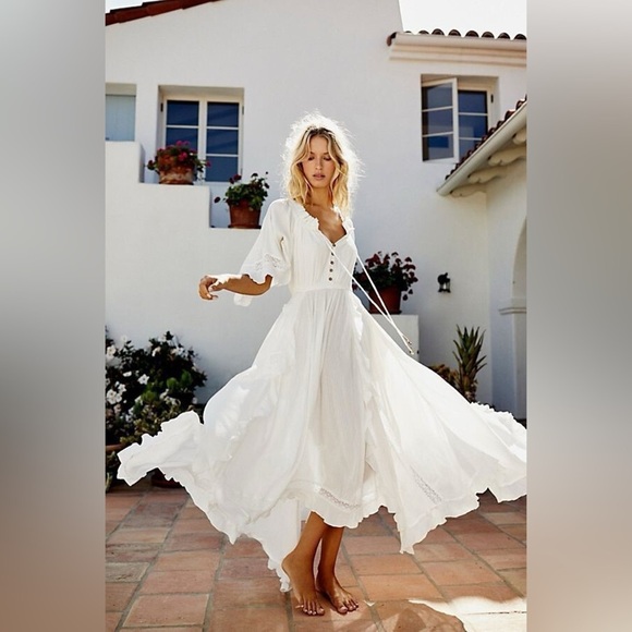 Free People Dresses & Skirts - Free people Beach Bliss Maxi Dress